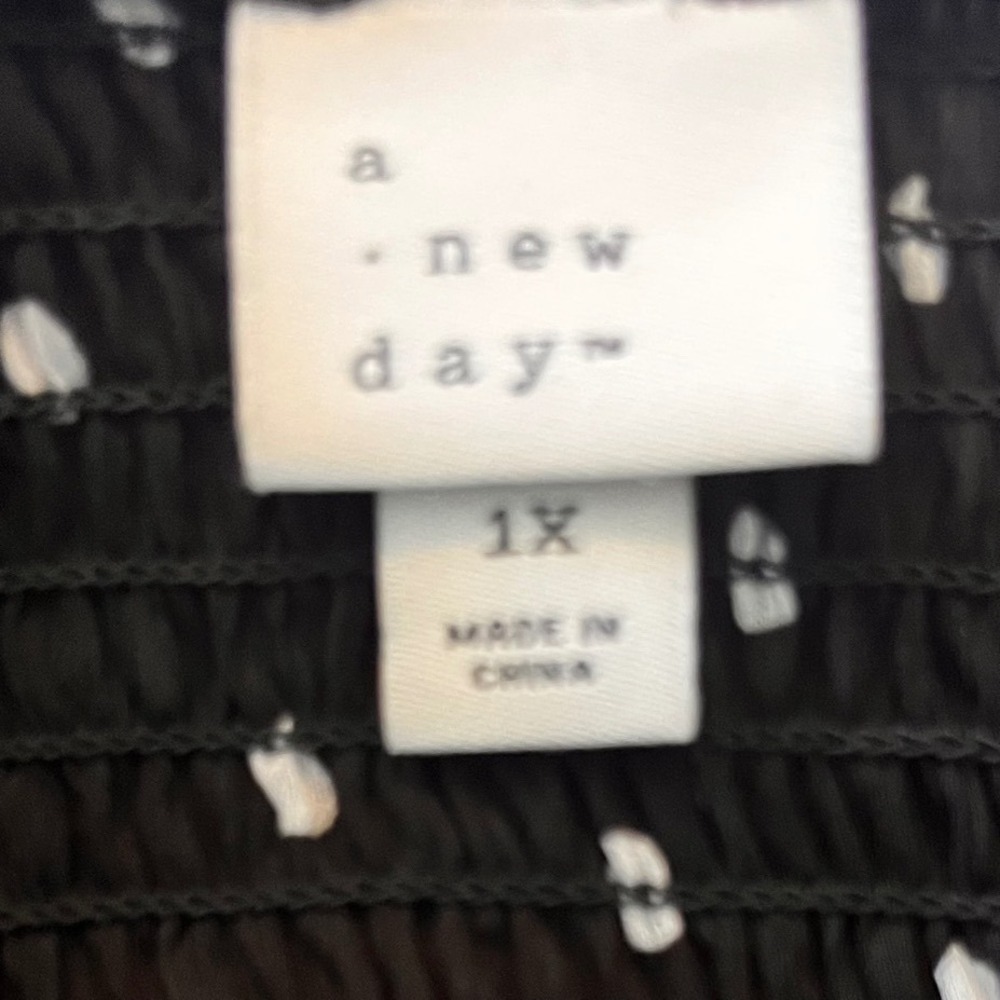 NWOT A New Day Women 1X Polka Dot Tiered Ruffle Dress Black White Smocked Back - Picture 3 of 4